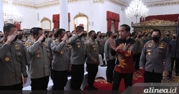 Jokowi ingin menunjukkan kesederhanaan