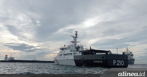 KPLP evakuasi tanker Djibouti yang kandas di Batam