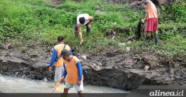 BPBD Klaten bersih Sungai Lunyu