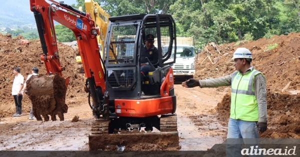 Empat korban gempa Cianjur berhasil dievakuasi