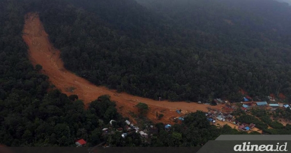 Kapolda Kepri pantau langsung evakuasi korban tanah longsor