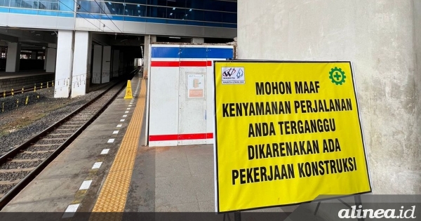 DJKA Kemenhub pasang 5 tangga tambahan di Stasiun Manggarai