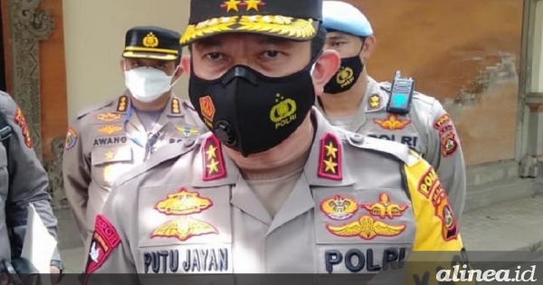 Polda Bali amankan 127 bal pakaian bekas dari Malaysia