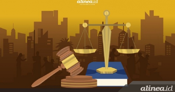 Jalankan UU Ciptaker atau judicial review ke MK!