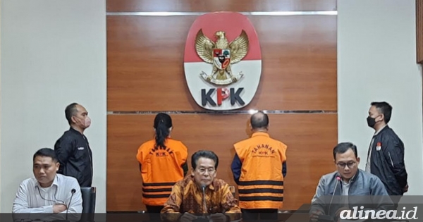 Hasil korupsi Bupati Kapuas-istri diduga untuk biaya politik