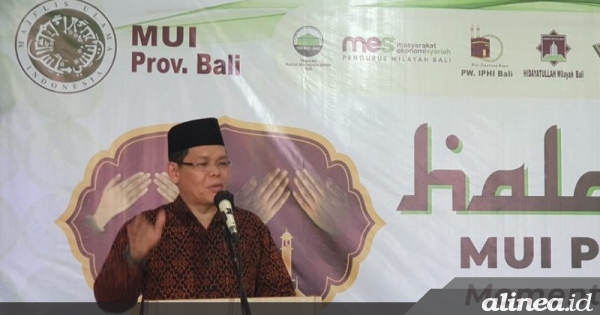 Perbolehkan pemakaian lapangan salat Idulfitri pada 21 April