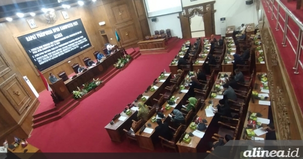 21 Tahun tidak diperbaiki, ruang sidang kantor DPRD Pati akhirnya diremajakan