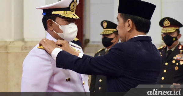 Presiden Jokowi masih proses pergantian panglima TNI