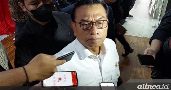 Bikin kisruh di Demokrat, Jokowi didorong pecat Moeldoko