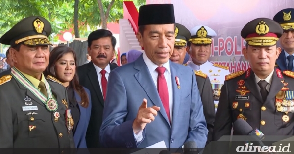 Mempertanyakan dasar kenaikan pangkat istimewa ke Prabowo